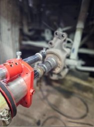 Станок для ремонта грузовиков